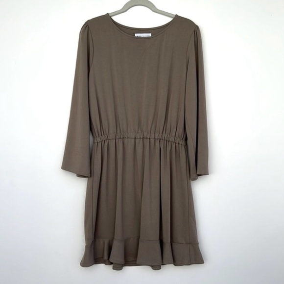 Emma Knudsen Women's Dress - Picture 3 of 7